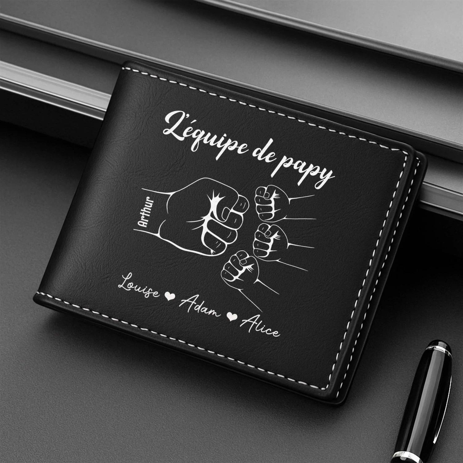 Portefeuille En Cuir Personnalisé - L'Équipe De Papa Simple 4 Portefeuille En Cuir Personnalisé - L'Équipe De Papa Simple – Image 2