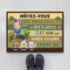 Une Dame Folle Des Plantes Et Ses Chiens Coquins Vivent Ici - Tapis Personnalisé Chien 1 Une Dame Folle Des Plantes Et Ses Chiens Coquins Vivent Ici - Tapis Personnalisé Chien -Cadeau Plus 1856DFR1 pallaisson une dame folle des plantes et ses chiens coquins vivent ici personnalise