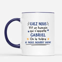 Mug Chez Nous Vit Un Humain Version Chien Personnalisé -Cadeau Plus 2498MFR3 mug chez nous vit un humain version chien personnalise