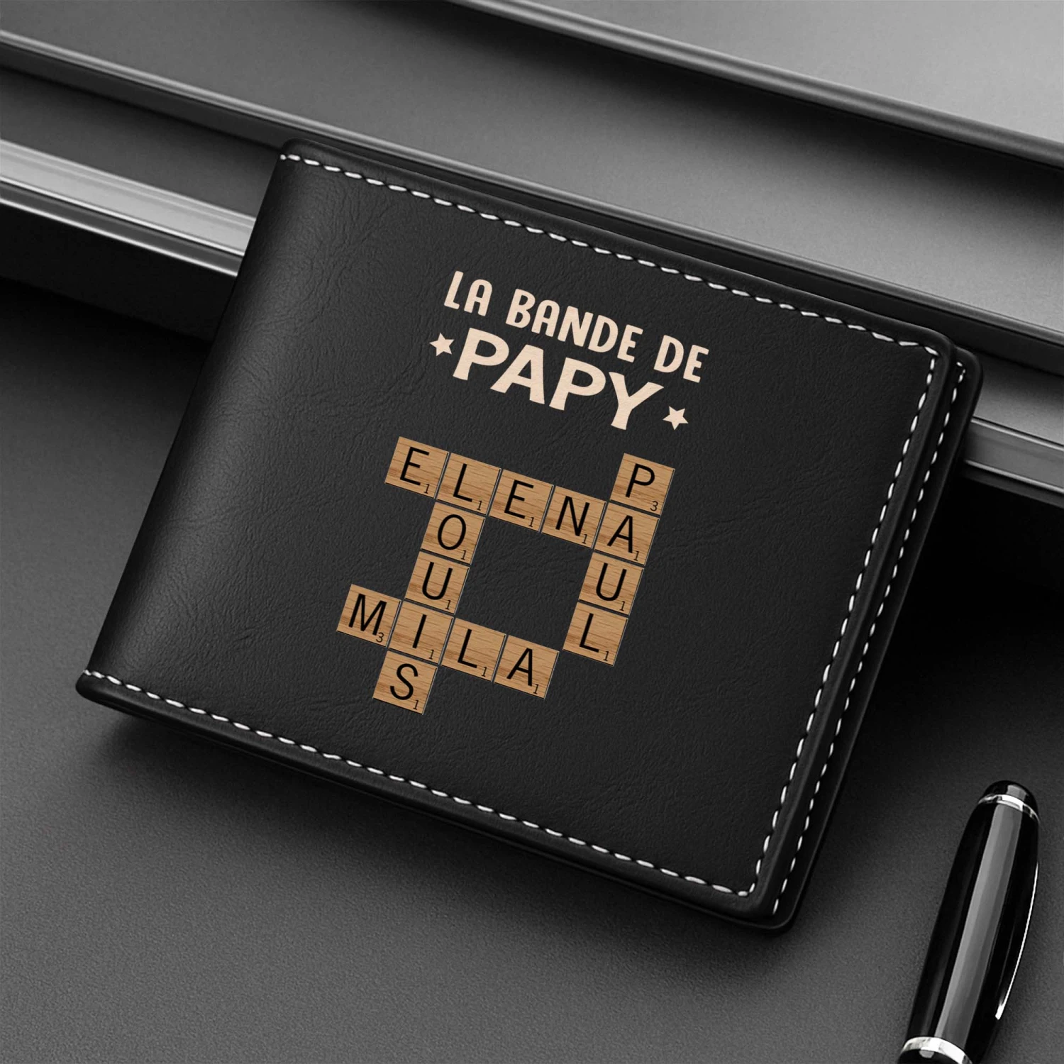 Portefeuille En Cuir Personnalisé - La Bande À Papa - Mots Croisés 4 Portefeuille En Cuir Personnalisé - La Bande À Papa - Mots Croisés – Image 2