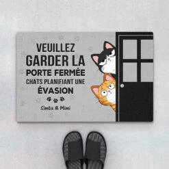 Paillasson Personnalisable – Chats Cachés Derrière La Porte