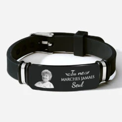 Bracelet Personnalisé - Tu Ne Marches Jamais Seule - Photo