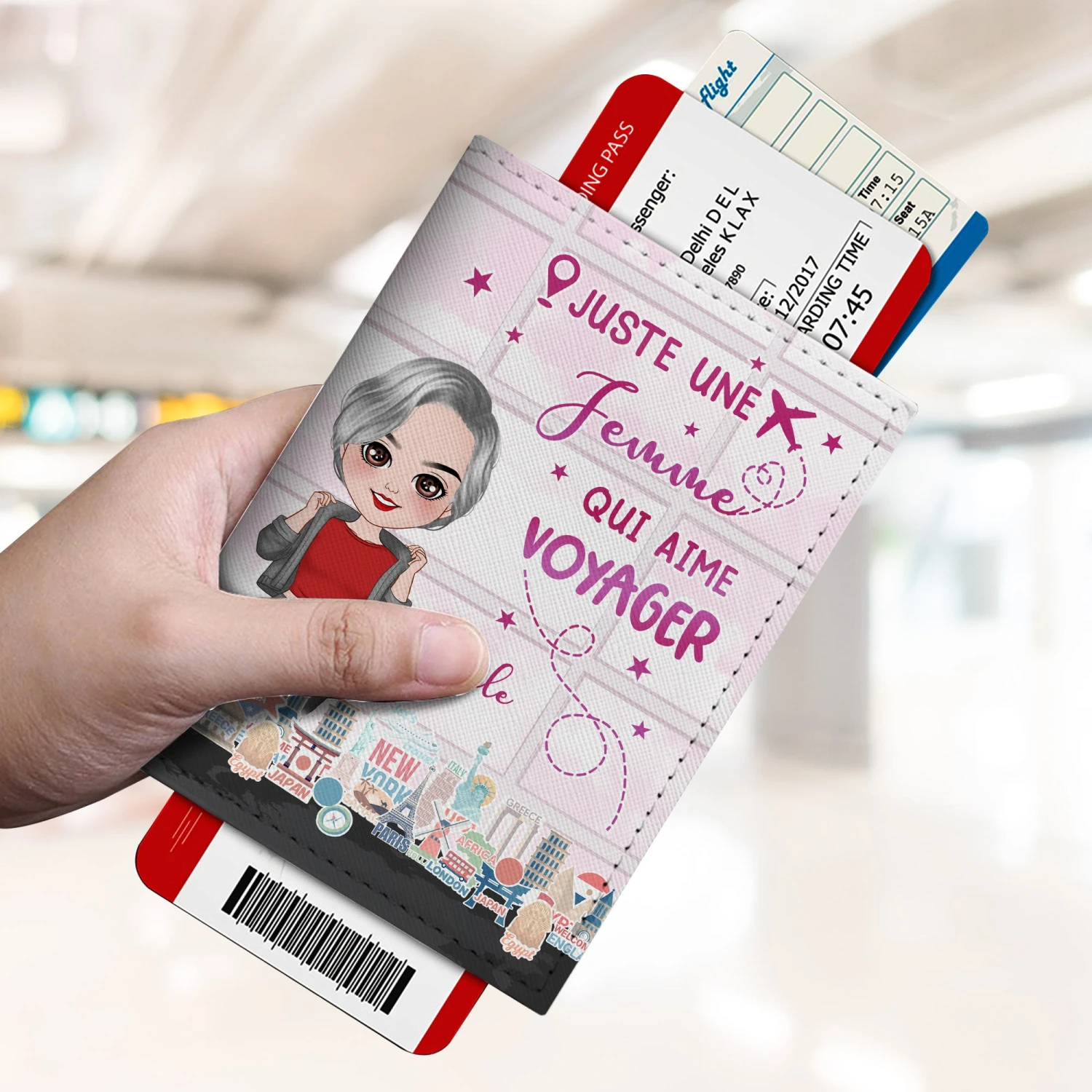 Porte Passeport Personnalisé Pour Femme - Juste Une Fille Qui Aime Voyager 4 Porte Passeport Personnalisé Pour Femme - Juste Une Fille Qui Aime Voyager – Image 2