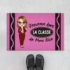 Paillasson Personnalisé Pour Maîtresse - Bienvenue Dans La Classe - Version Y2K -Cadeau Plus 5192DFR1 paillasson personnalise pour maitresse bienvenue dans la classe version y2k 5192d3qtt