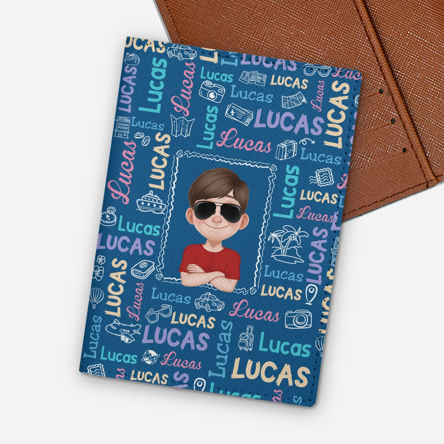 Porte Passeport Personnalisé Homme Avec Nom - Design Cartoon 3 Porte Passeport Personnalisé Homme Avec Nom - Design Cartoon