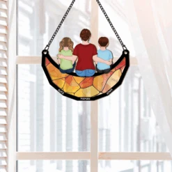 Attrape-soleil Vitrail Personnalisé - Maman Et Ses Enfants Tournant Les Dos 6 Attrape-soleil Vitrail Personnalisé - Maman Et Ses Enfants Tournant Les Dos -Cadeau Plus FR2 715dfcea b6c2 4131 9386 eb2bdcbfcb04