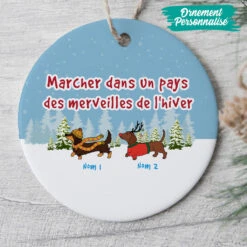 Ornement Marcher Dans Un Pays Personnalisé -Cadeau Plus FR 0024ORN Mockup2 2a60a878 ebc7 41b3 82b5 b53aa1c3e675
